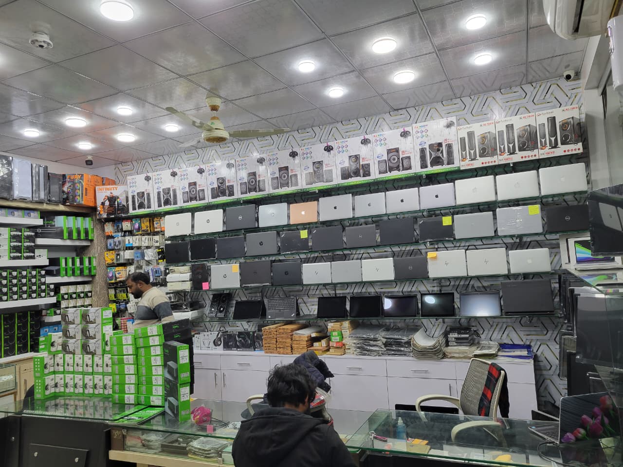 Hameed Computers Showcase